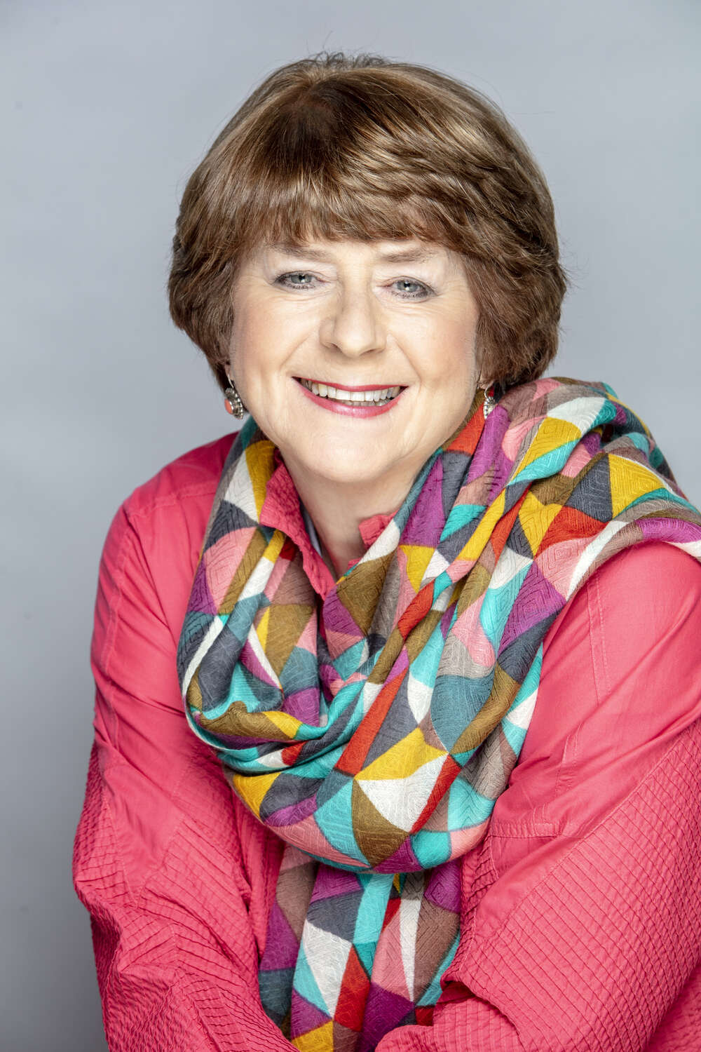 Pam Ayres - Doggedly Onward